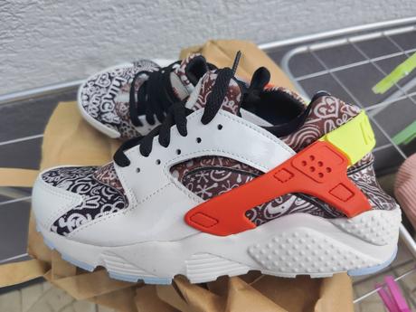 Nike nové huarache run se, nike,37 / 38