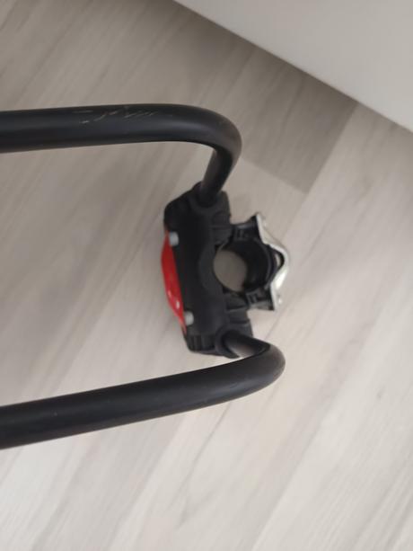 Sedačka na bicykel predná, 12
