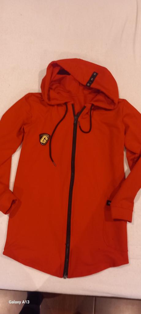 Predĺžená mikina, 158