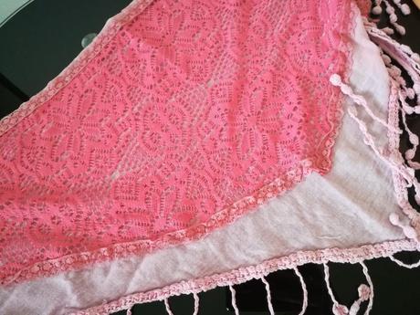 Šál lososovej farby, 