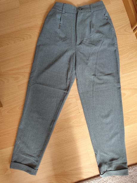 Šedé nohavice, pull&bear,xs