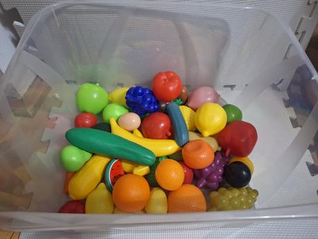 Nákupný košík s pokladňou a doplnkami,