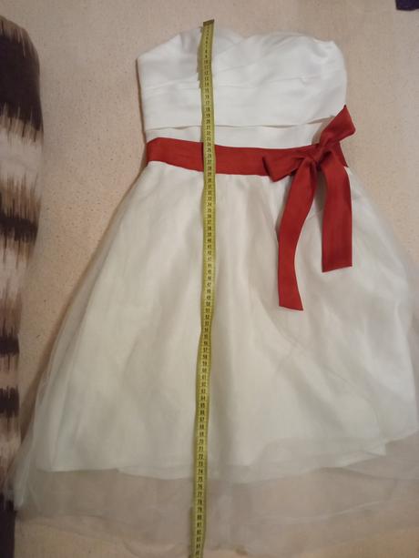 Spolocenske saty s cervenou maslou, m