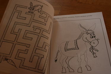 Kniha hier hádaniek a úloh, 