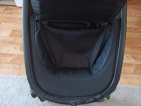 Sedacia časť na petite & mars street, petite&mars,petite&mars street