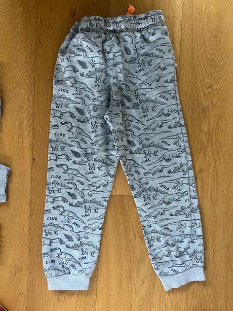 Chlapcenske dino teplaky, 128