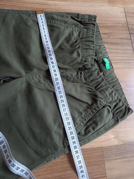 Chlapčenské nohavice, benetton,122