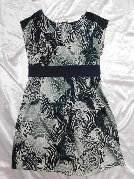 Pekne trendy elegantne šaty, f&f,40