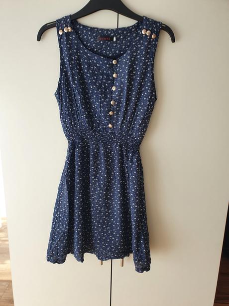 Dievčenské šaty, 34