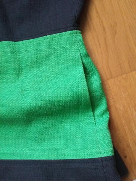 Púzdrové šaty zn. banana republic, m