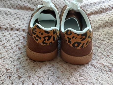 Štýlové hnedé tenisky s leopardím vzorom, 38