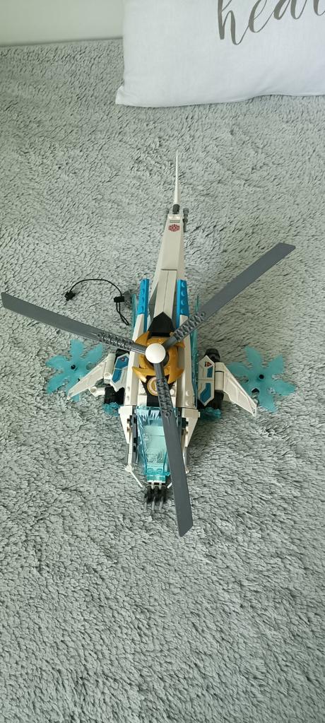 Lego vrtulnik,