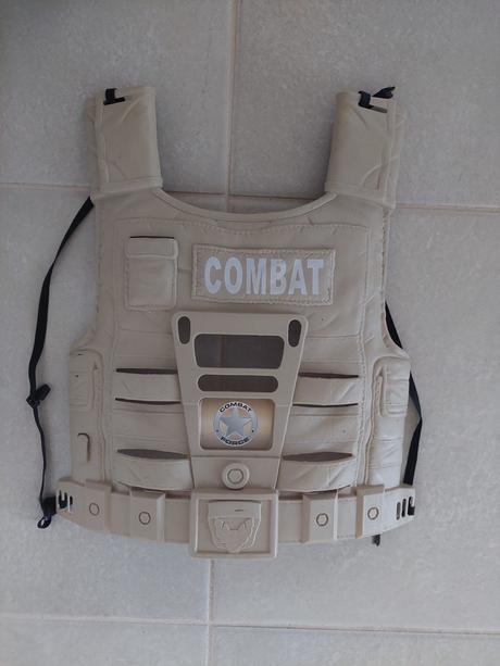 Prilba vojak policia + moznost kupit celu sadu, 