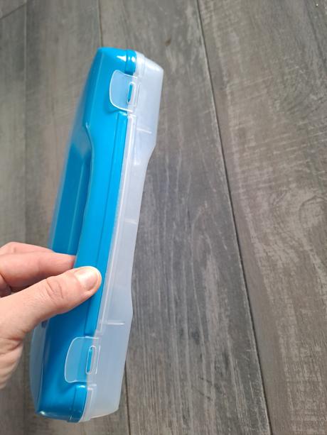 Plastový kufrík na hráčky grátis, 