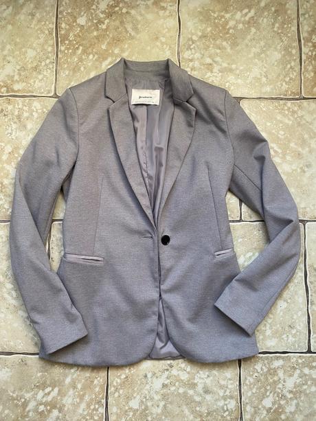 Sivé sako stradivarius, stradivarius,s