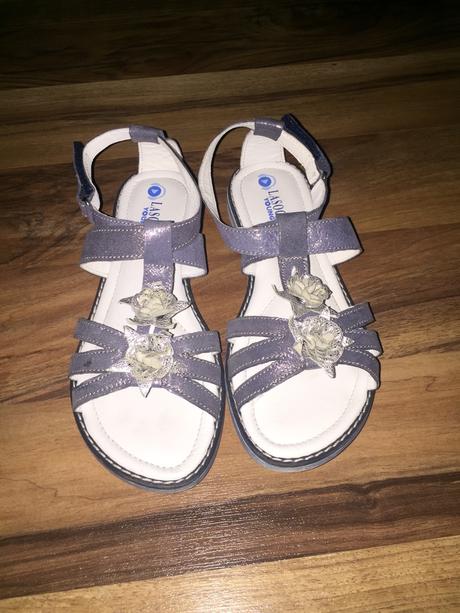 Sandálky, lasocki,34