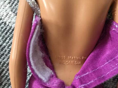 Babika barbie a auto,