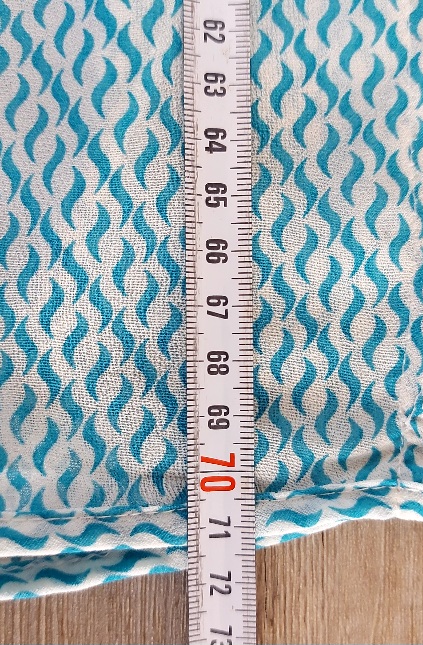 Vzorované pončo na pláž, 38