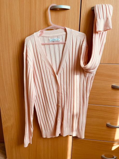 Svetrík, reserved,152