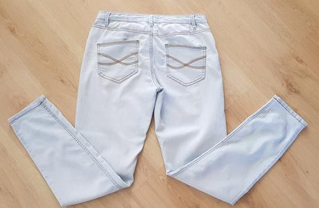 Svetlo modré rifle, l