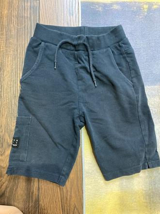 Šortky, name it,134