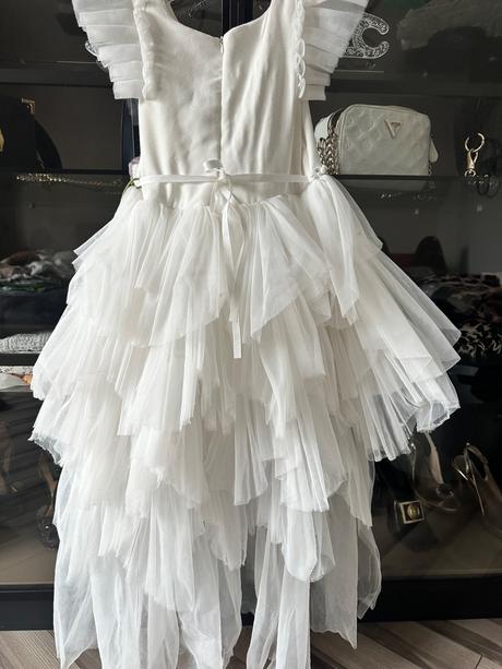 Šaty na prvé sväté prijímanie, 140