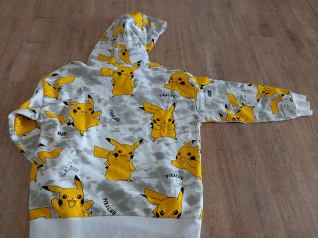 Mikina pikachu, reserved,128