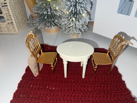 Zlaté stoličky maileg 2ks,
