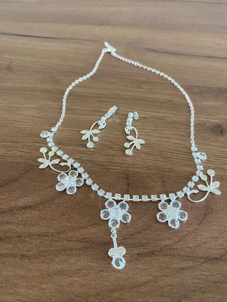 Štrasová súprava - náhrdelník a náušnice, 