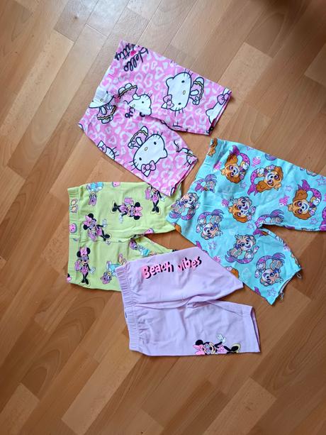 Kraťasy 110/116 disney, disney,110