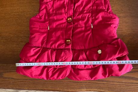 Rozkošná vesta mayoral s kožušinkovým golierom, mayoral,128