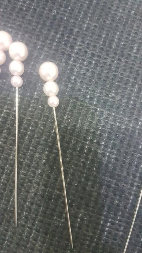 Dekoracia-ihla 6ks cena spolu, 