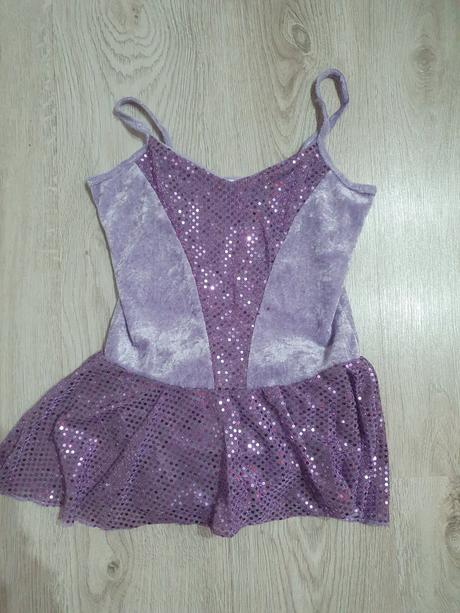 Oblečenie na gymnastiku alebo krasokorčuľovanie, 140