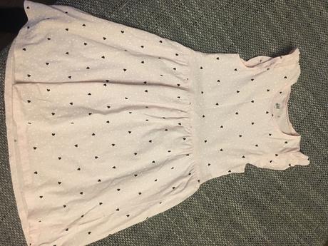 Letné šaty so srdiečkami, h&m,110