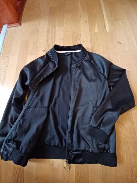 Lesklá mikina, esmara,38