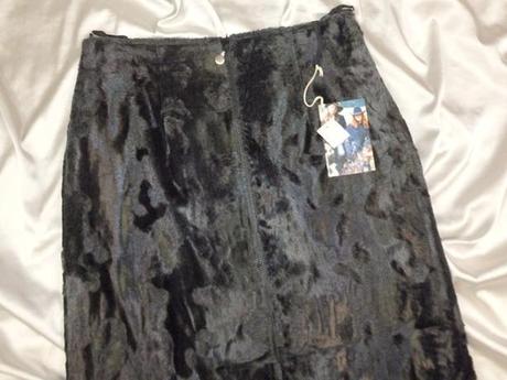 Luxusná tradičná sukňa, 42