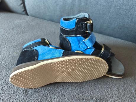 Ortopedické sandále/prezúvky, 31