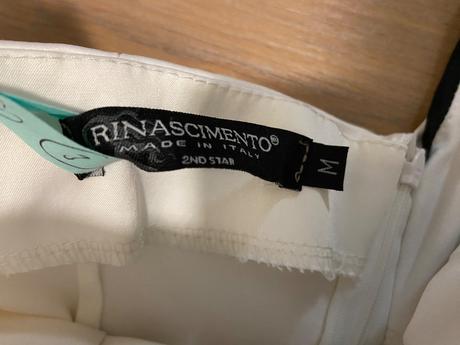 Spolocenske saty rinascimento, s