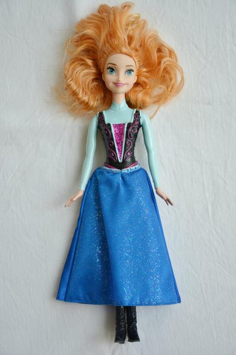 Anna frozen bábika,