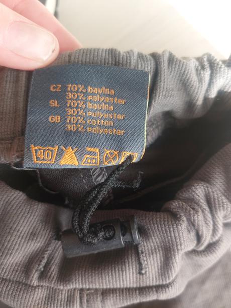 Turistické nohavice, 104