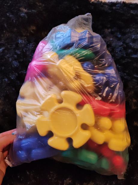 Plastove skladačky,