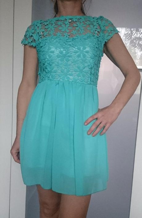 Čipkované šaty, s