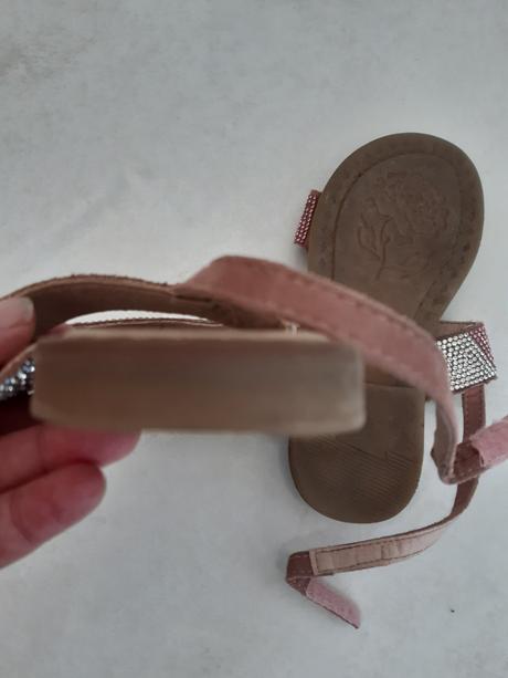 Predam sandalky, nelli blu,31