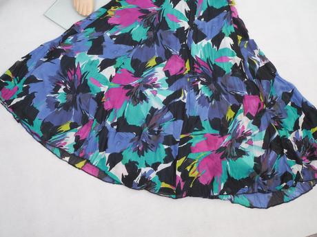 Kvalitné letné šaty per una, 36