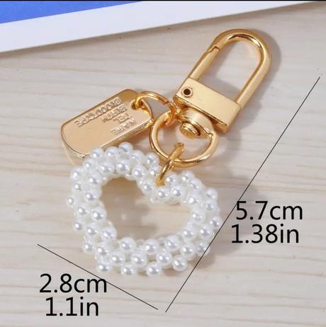 Prívesok / kľúčenka,