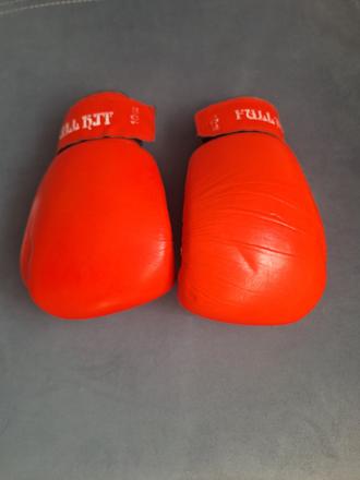 Rukavice na box,