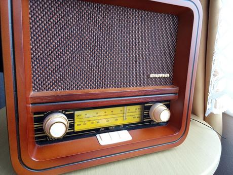 Retro rádio auna 1901, 