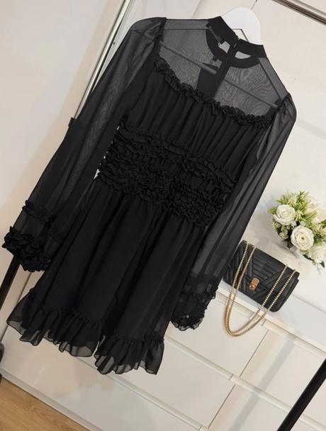 Čierne šifónové šaty s volánmi - elegantné, 34 / xs