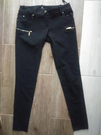 Cierne nohavice, 146