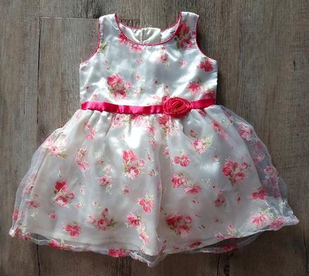 Spoločenské kvetinové šaty, 92